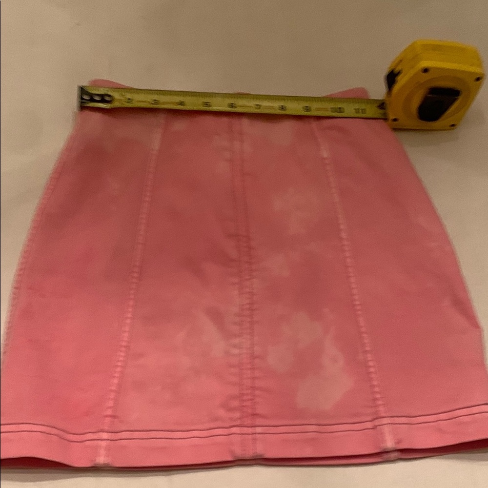 Free People Pink acid mini stretch skirt size 0